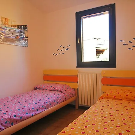 Two Steps From Garda Apartment *
